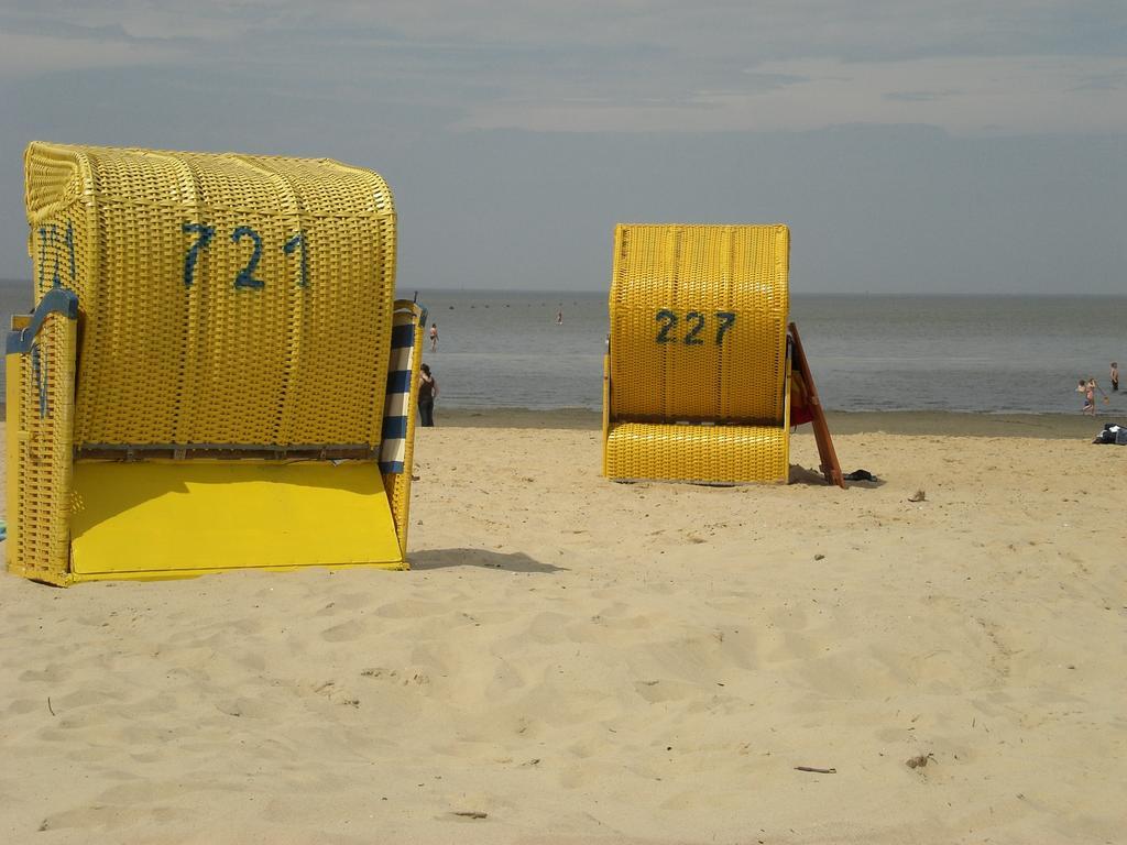 Apartment Im Haus Hanseatic Mit Meerblick Am Duhner Sandstrand Cuxhaven Camera foto